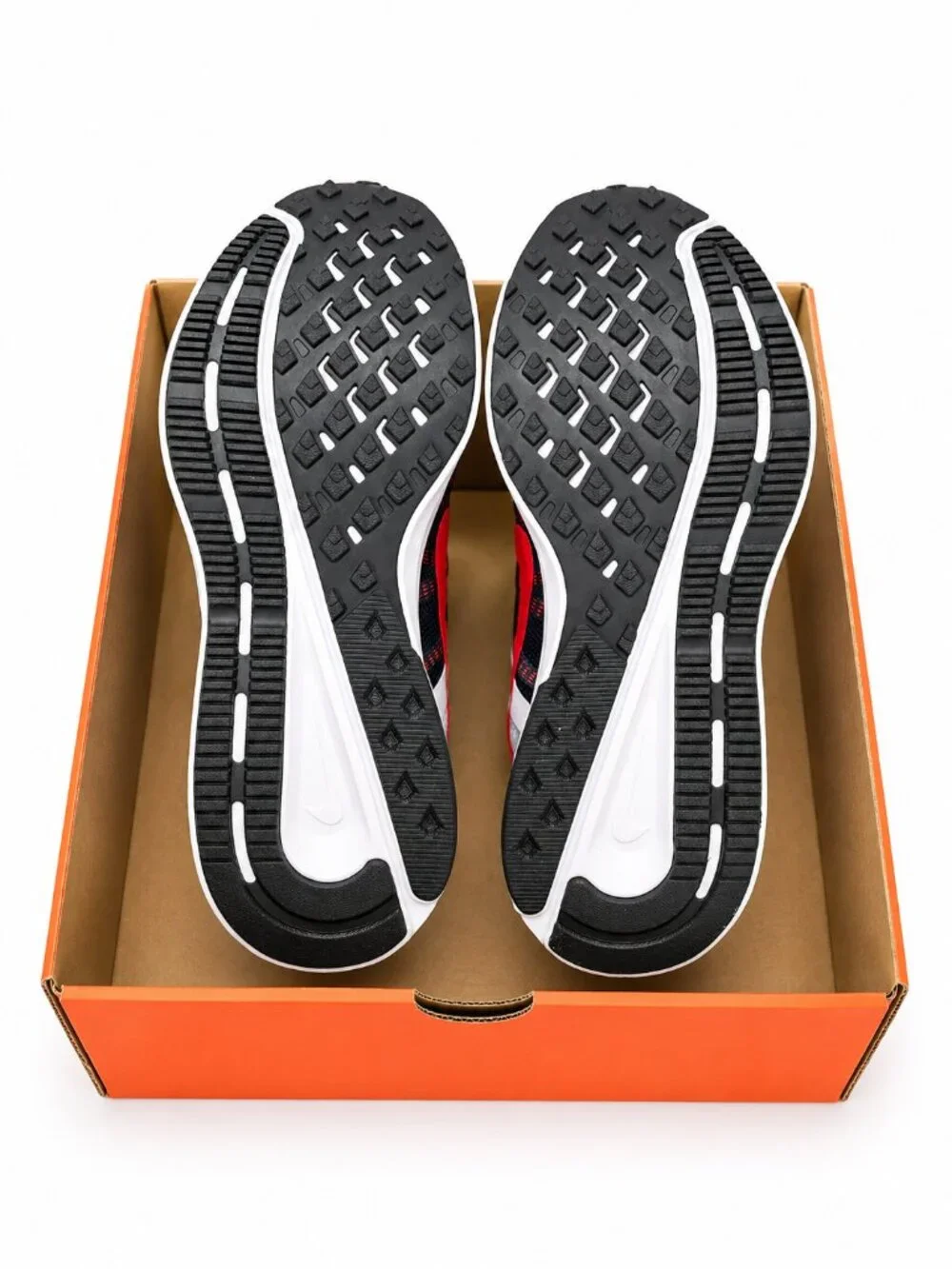 Nike Run Swift 2 Men's Running Shoes Size 10 Gray Red CU3517-006